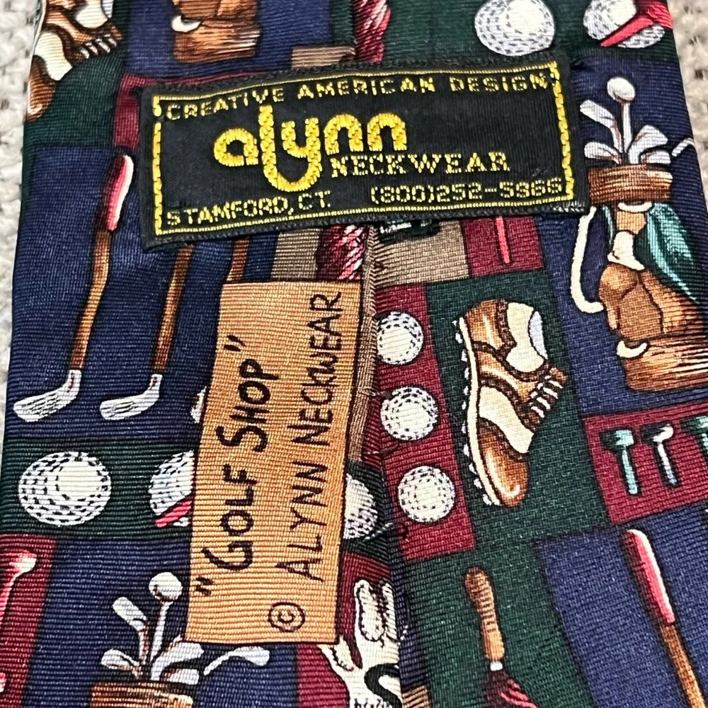 Vintage Alynn Neckwear “Golf Shop” Silk‎ Tie